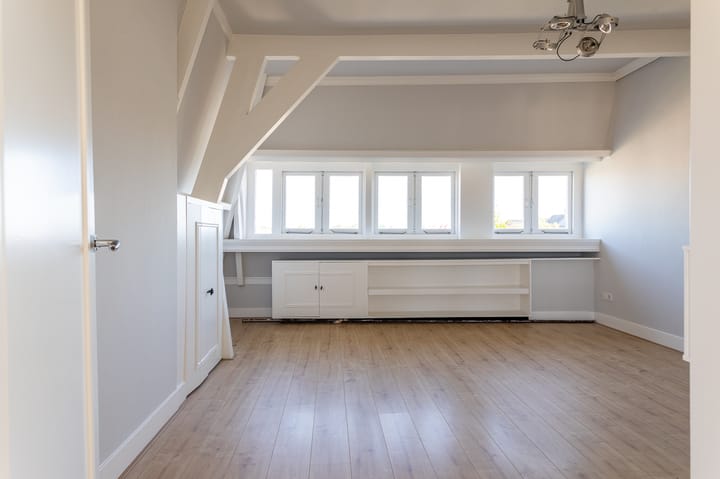 Photo 22 of Javastraat 110-A