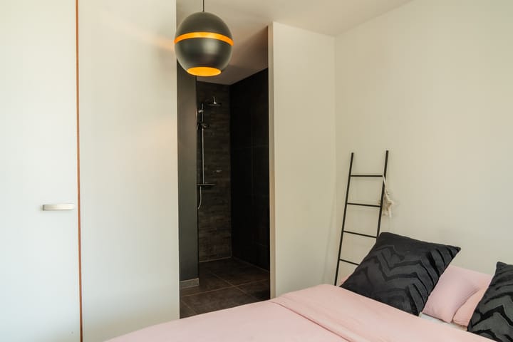 Photo 46 of Middellaan 50