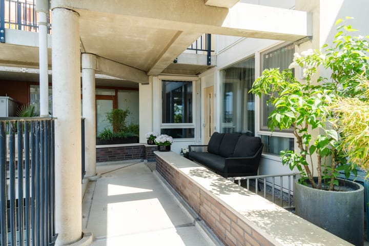 Photo 52 of Middellaan 50