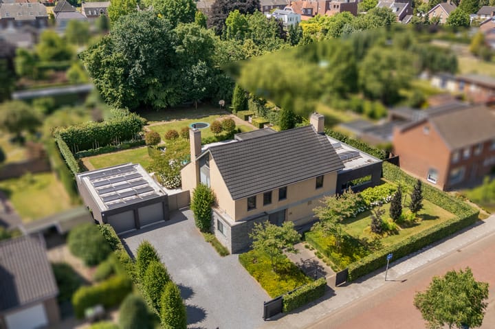 Photo 7 of Julianastraat 26