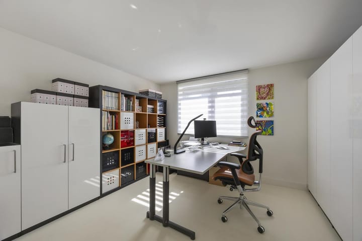 Photo 15 of Julianastraat 26