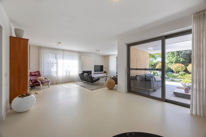 Photo 27 of Julianastraat 26