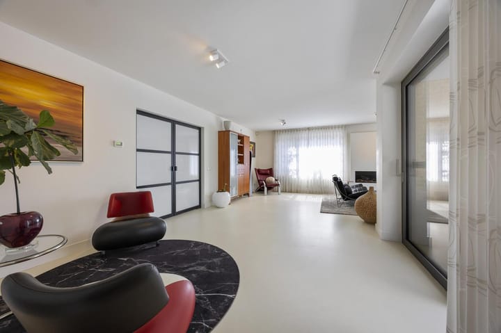 Photo 28 of Julianastraat 26