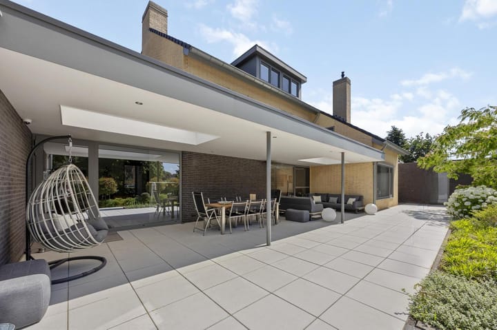 Photo 75 of Julianastraat 26