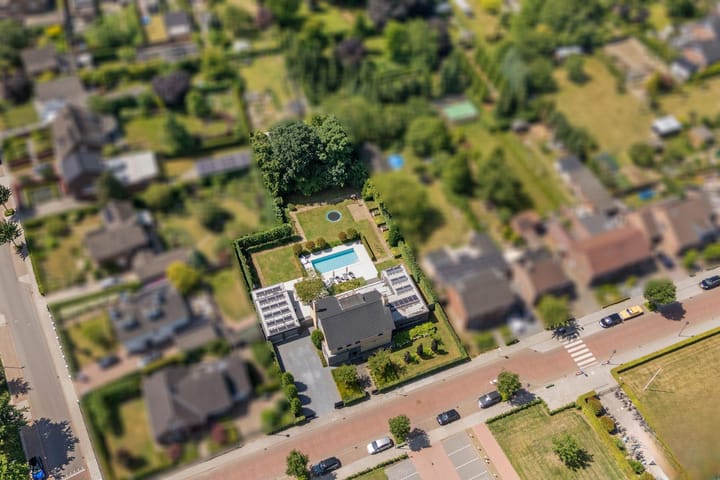 Photo 82 of Julianastraat 26