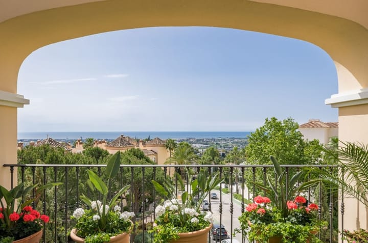 Foto 2 van Avenida Tomas Pascual 47