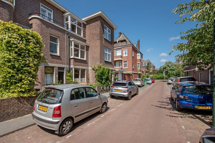 Photo 6 of Morelstraat 9