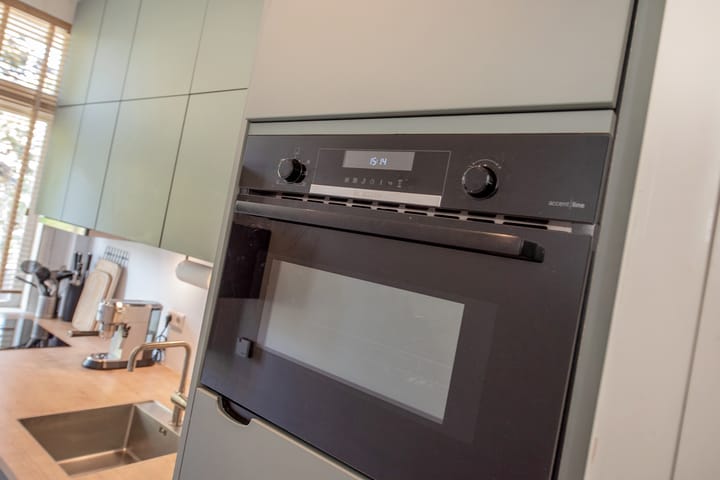 Photo 17 of Morelstraat 9