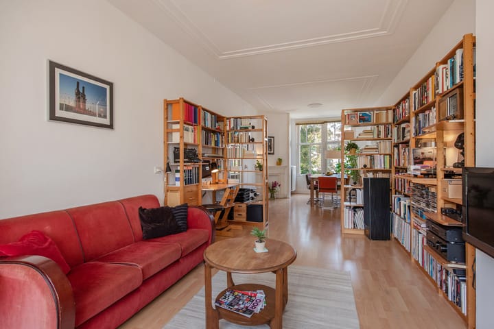 Photo 12 of Morelstraat 9