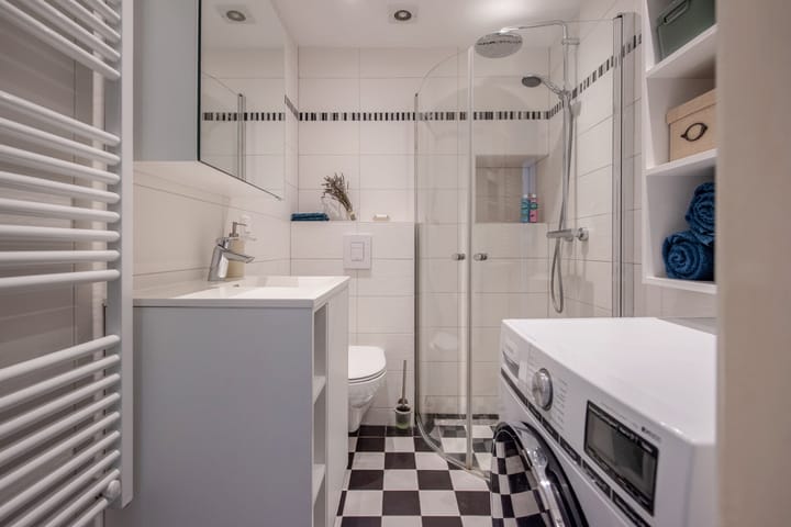 Photo 22 of Morelstraat 9