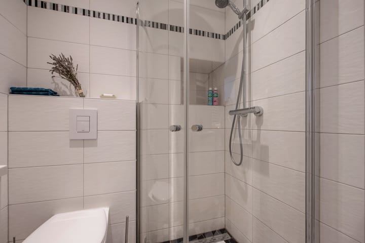 Photo 23 of Morelstraat 9