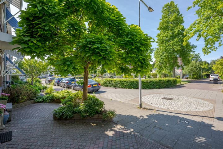 Photo 13 of Sixlaan 51