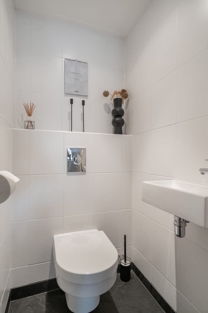 Photo 7 of Prins Bernhardstraat 28