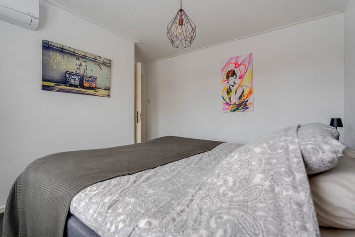 Photo 28 of Prins Bernhardstraat 28