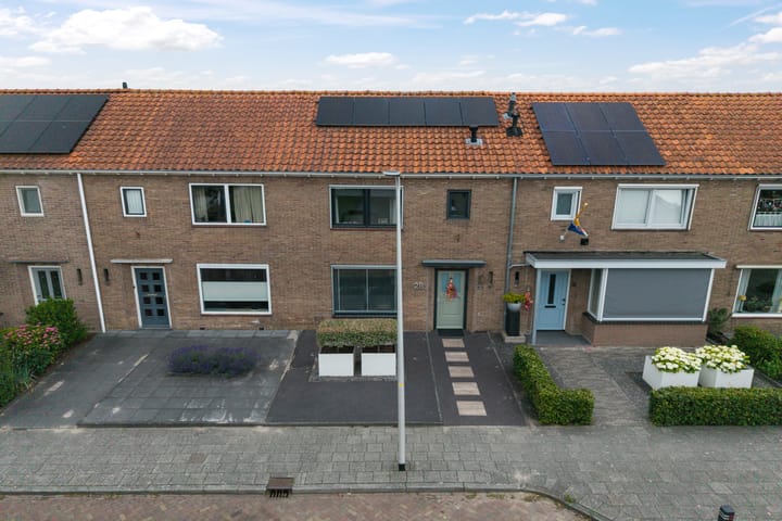 Photo 42 of Prins Bernhardstraat 28