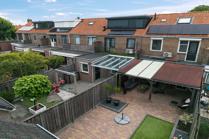 Photo 43 of Prins Bernhardstraat 28