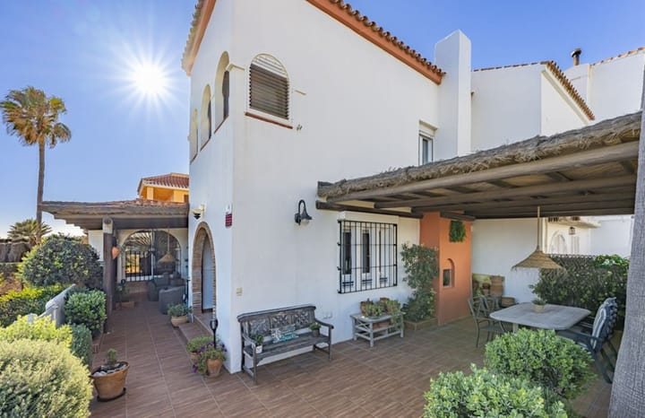 Foto 3 van Urb. Marina de Casares 19