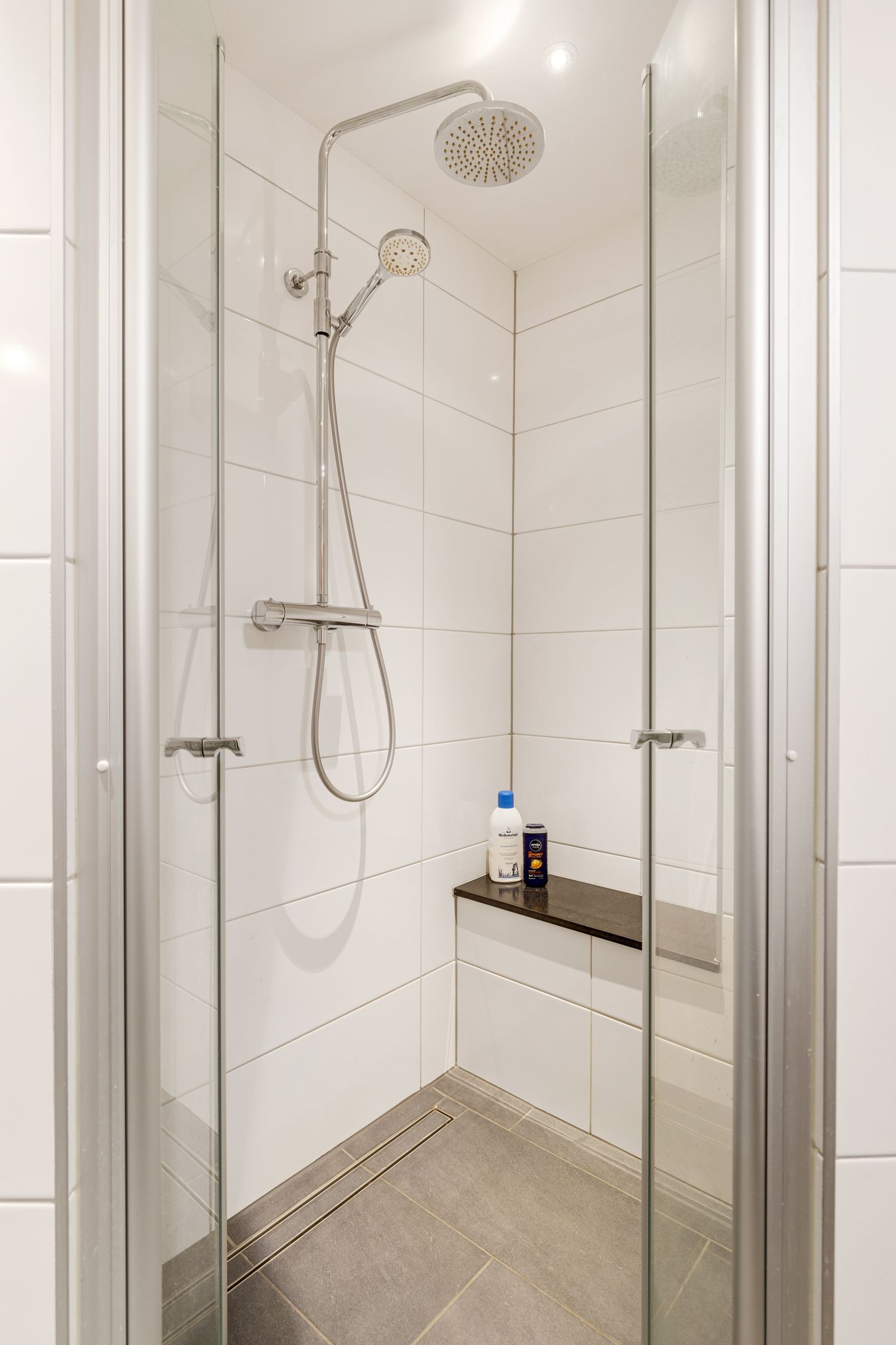 Foto 25 van Zwanebloem 7