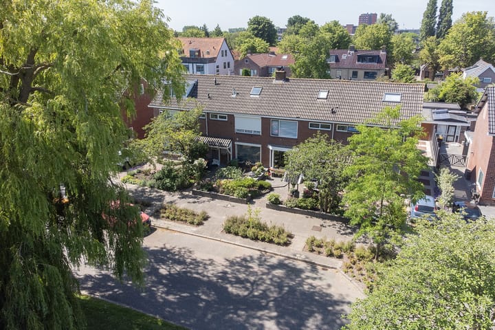 Photo 41 of Bilderdijkstraat 61