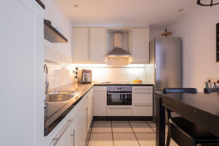 Photo 14 of Bilderdijkstraat 61