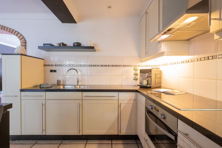 Photo 15 of Bilderdijkstraat 61