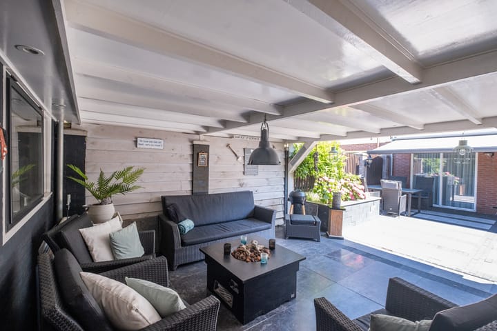 Photo 35 of Bilderdijkstraat 61