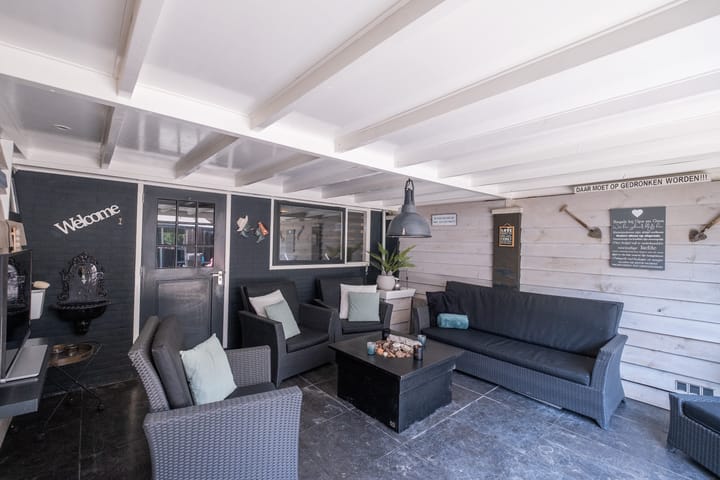 Photo 34 of Bilderdijkstraat 61