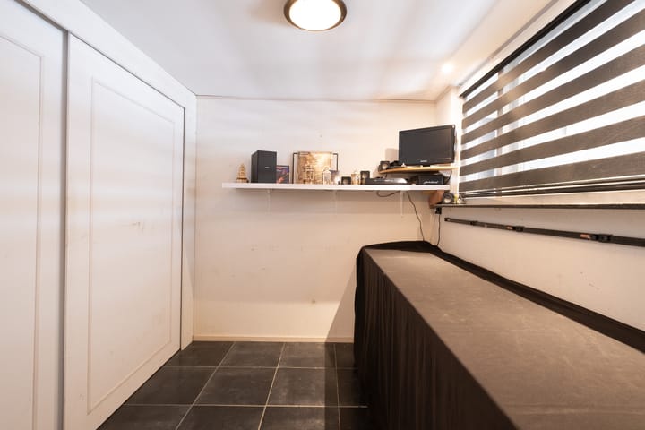 Photo 38 of Bilderdijkstraat 61