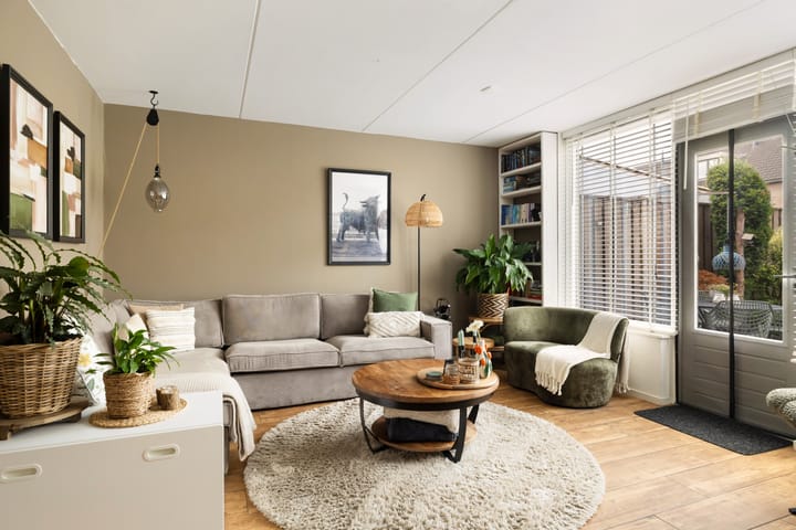 Foto 8 van Albert Schweitzersingel 419