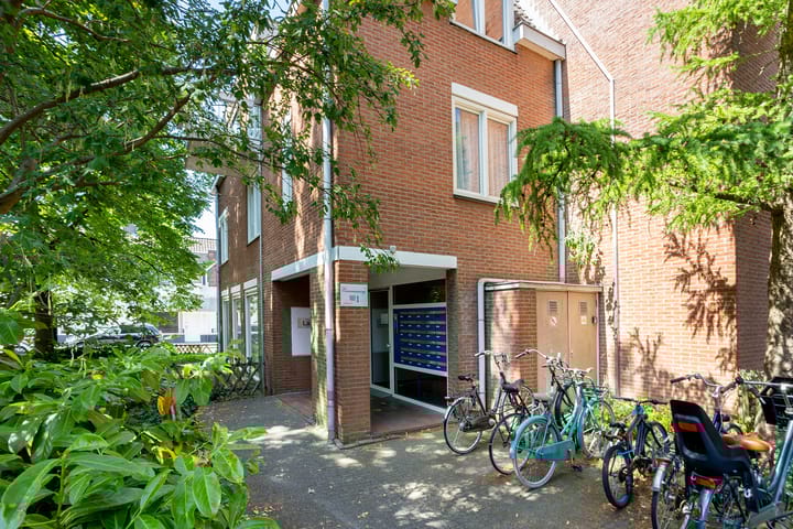 Foto 4 van Eemnesserweg 1-23