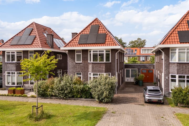 Foto 1 van Jan Luykenstraat 3