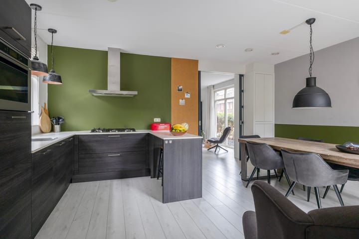 Foto 18 van Jan Luykenstraat 3