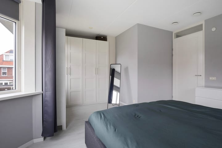 Foto 36 van Jan Luykenstraat 3