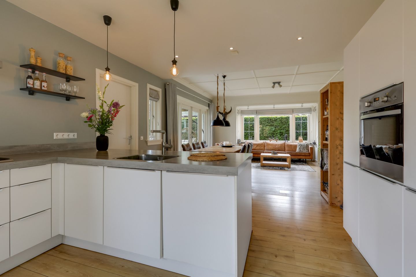 Foto 25 van Varsseveldseweg 126