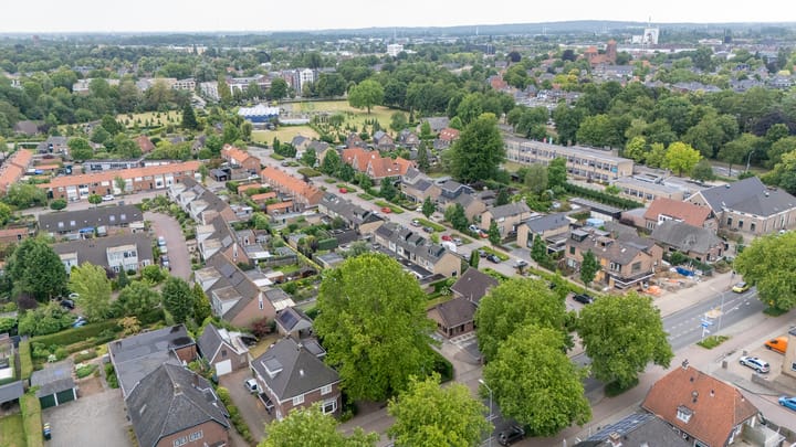 Foto 100 van Varsseveldseweg 126