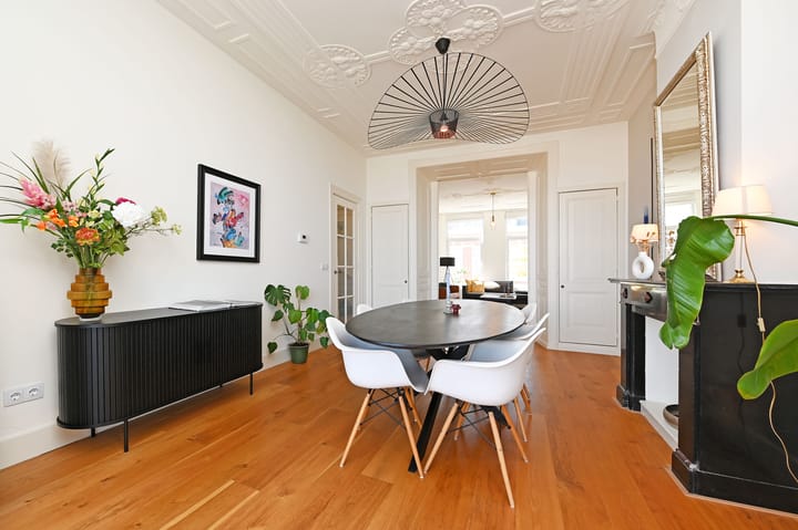 Photo 2 of Obrechtstraat 281