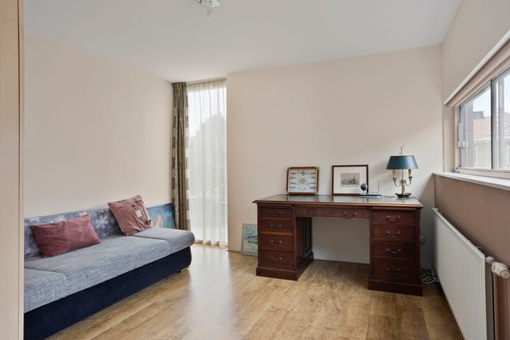 Foto 18 van Hans Lodeizenstraat 64