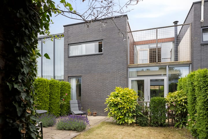 Foto 23 van Hans Lodeizenstraat 64