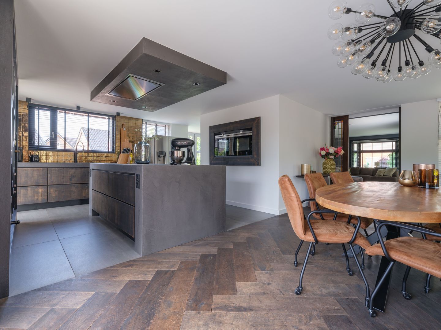 Photo 19 of De Dellen 42