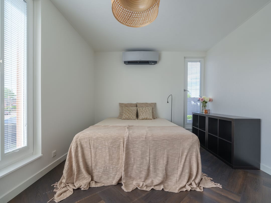 Photo 37 of De Dellen 42