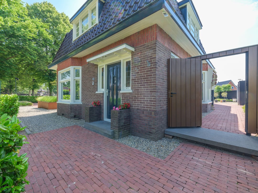 Photo 7 of De Dellen 42