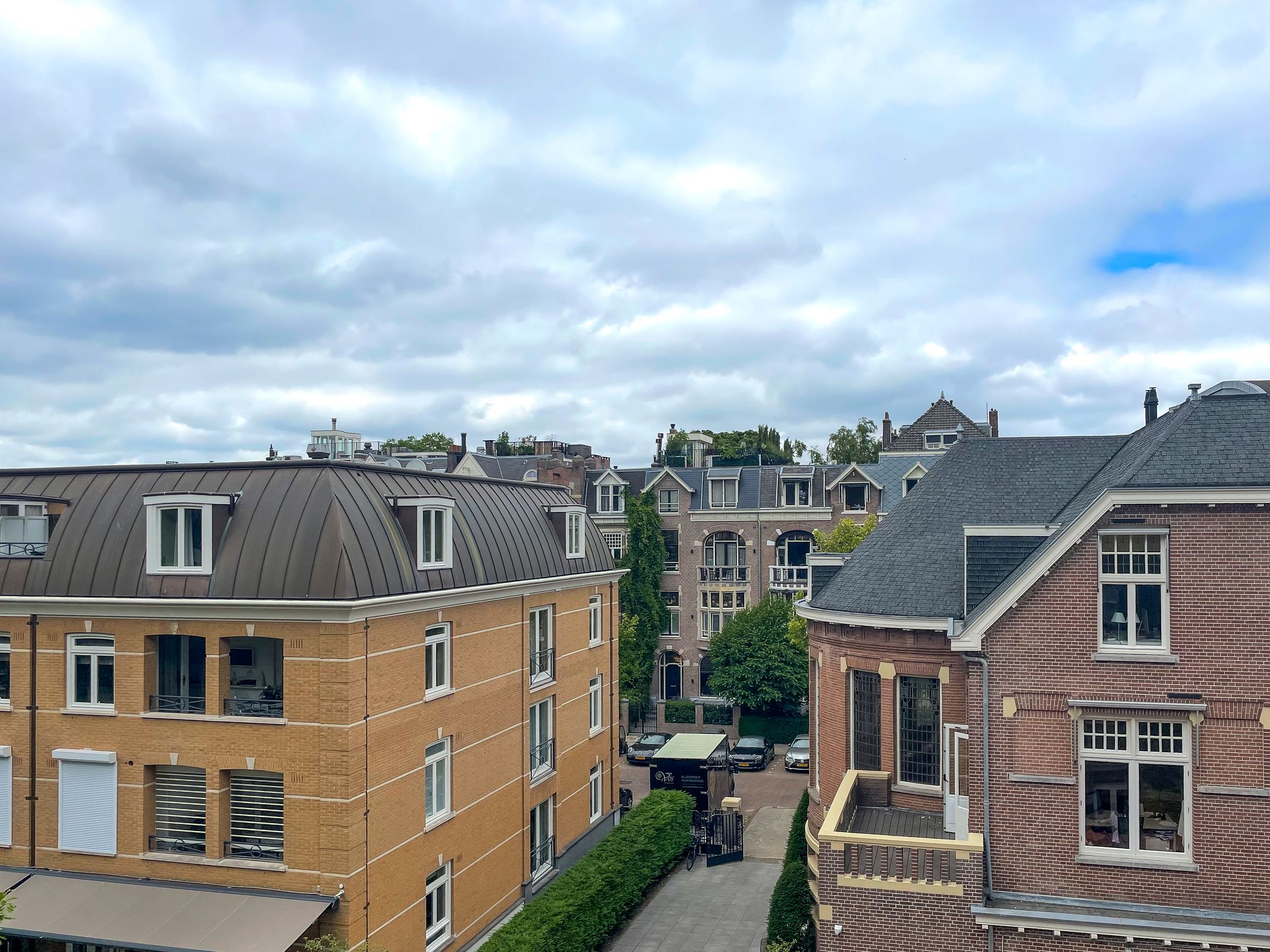 Photo 9 of Koninginneweg 134-2A