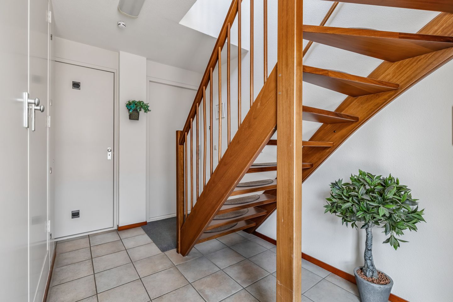 Foto 5 van Jan de Rooijstraat 2-F