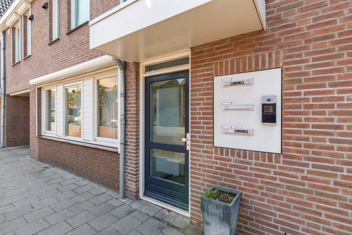 Foto 36 van Jan de Rooijstraat 2-F