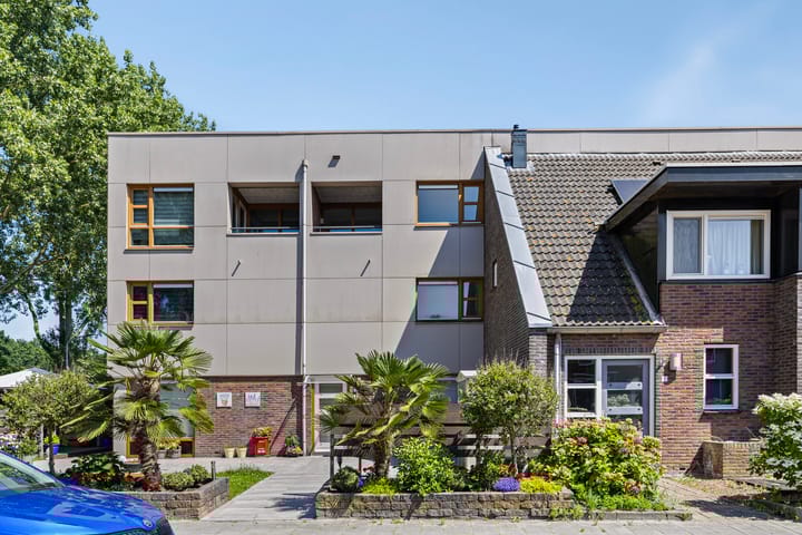 Foto 20 van Azaleastraat 5