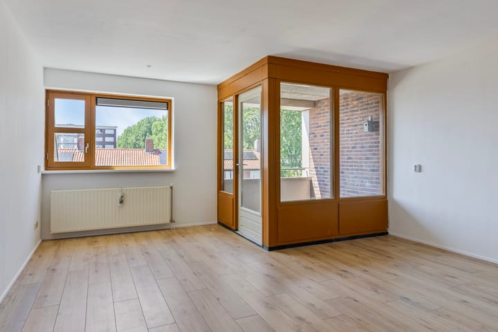 Foto 2 van Azaleastraat 5