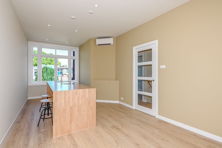 Foto 16 van Velpsestraat 241