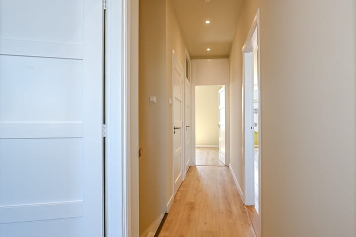 Foto 23 van Velpsestraat 241