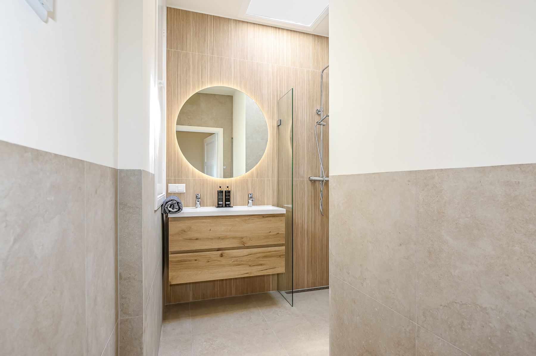 Foto 24 van Velpsestraat 241