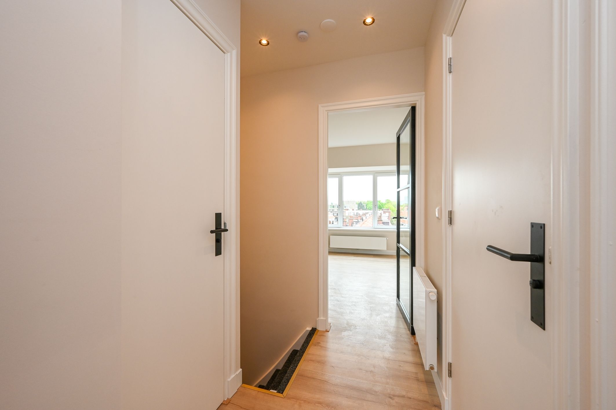 Photo 9 of Ledeganckplein 29-A